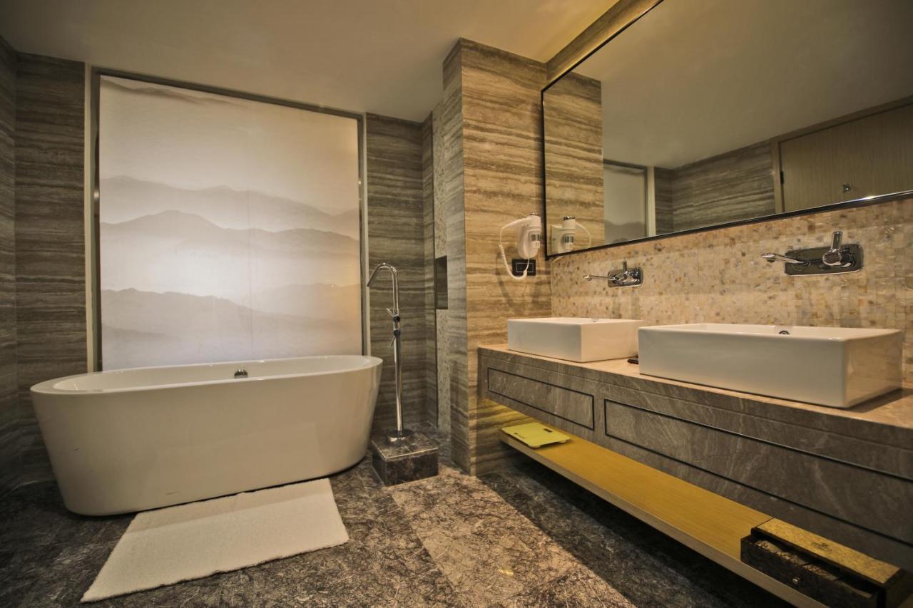 Braira Al Yarmouk Hotel Рияд Екстериор снимка
