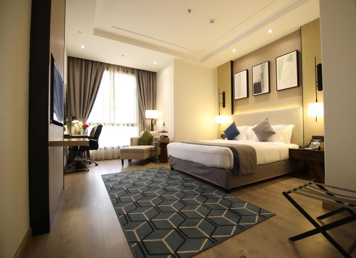 Braira Al Yarmouk Hotel Рияд Екстериор снимка