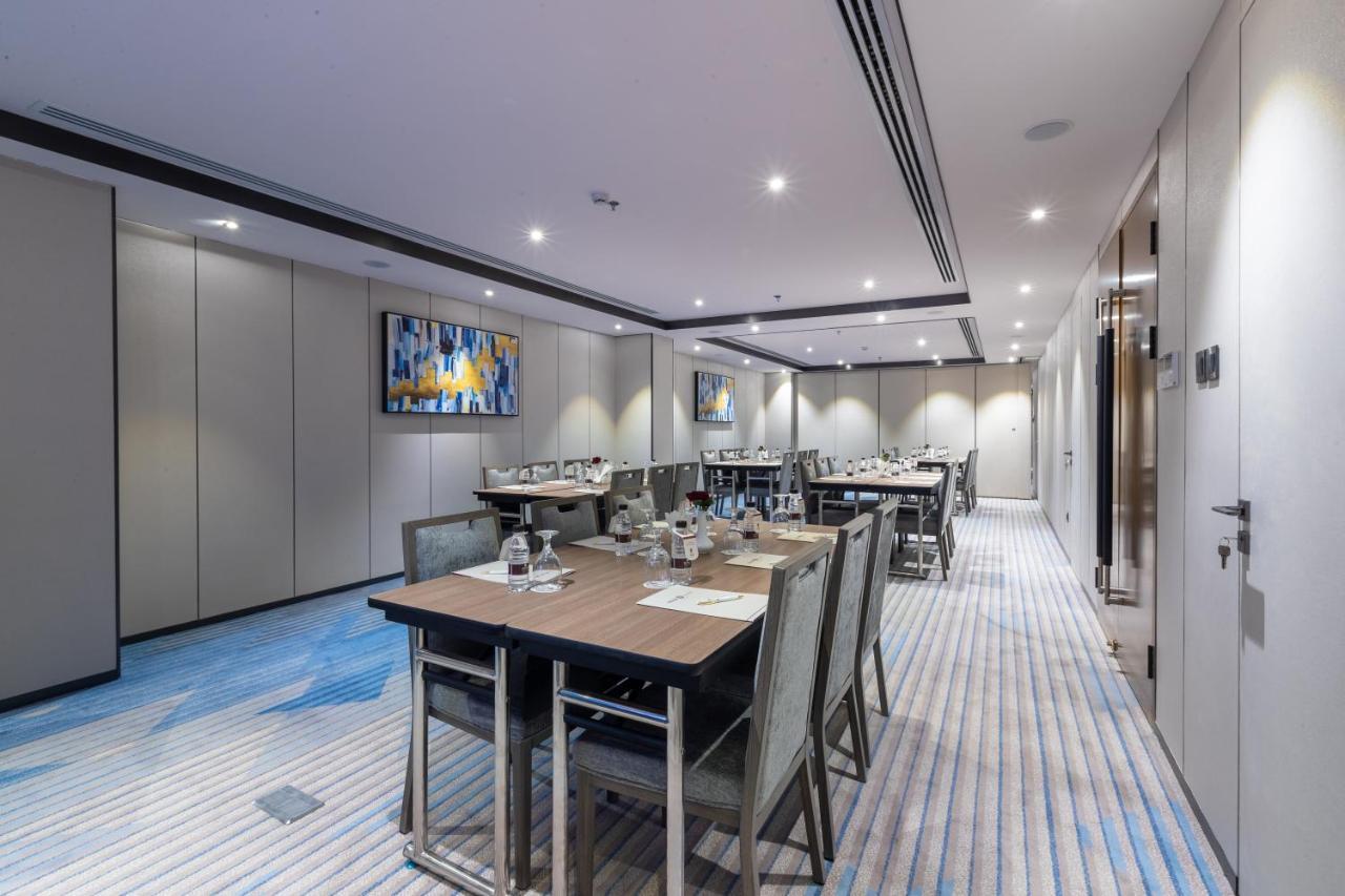 Braira Al Yarmouk Hotel Рияд Екстериор снимка